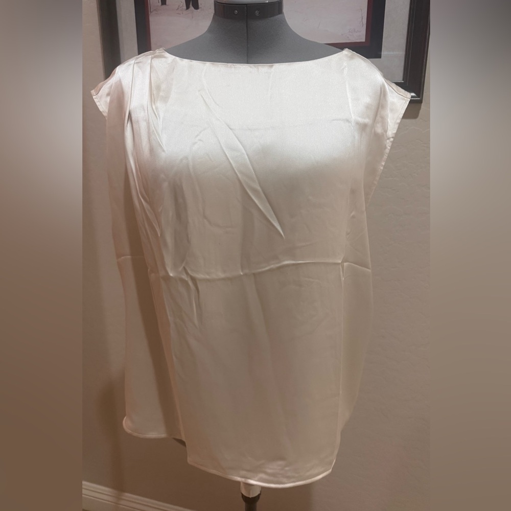Elegant Ivory Loft Satin Sleeveless Top
